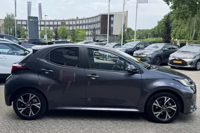 Toyota Yaris (2025) thumbnail 13