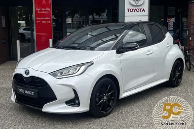 Toyota Yaris (2022) thumbnail 1