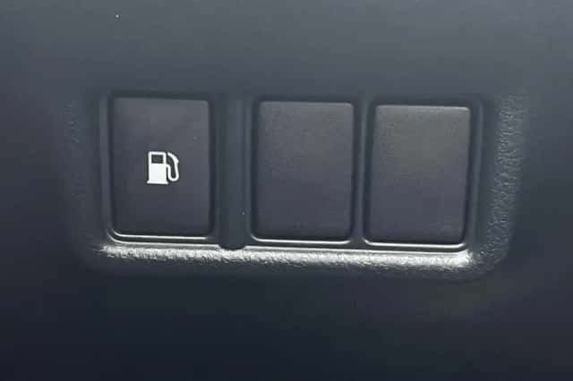 Toyota C hr (2021) thumbnail 19