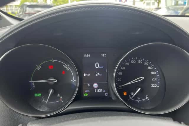 Toyota C hr (2021) thumbnail 23