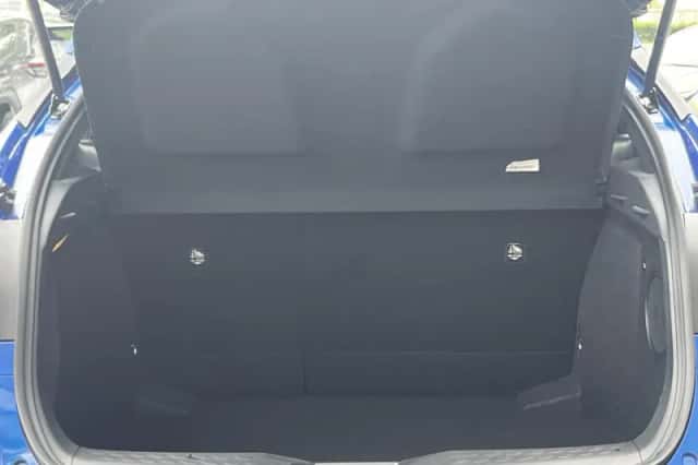 Toyota C hr (2021) thumbnail 36