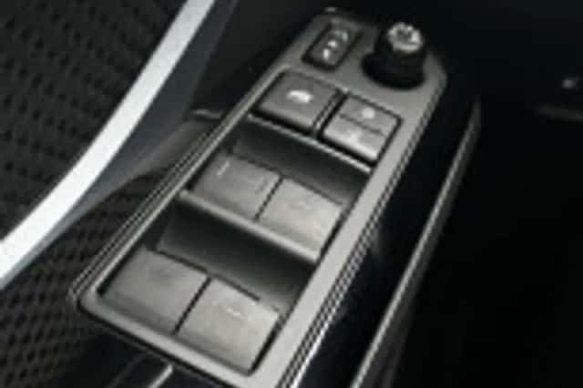 Toyota C hr (2021) thumbnail 48