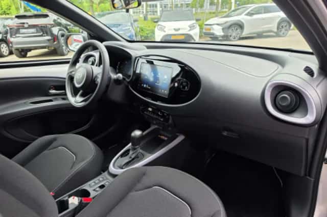 Toyota Aygo X (2026) thumbnail 2