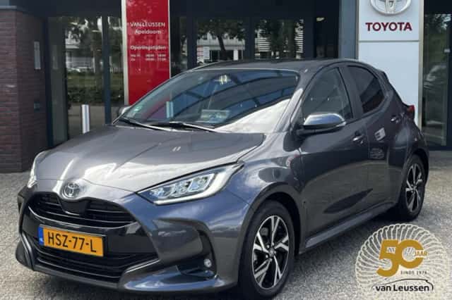 Toyota Yaris (2025) thumbnail 1