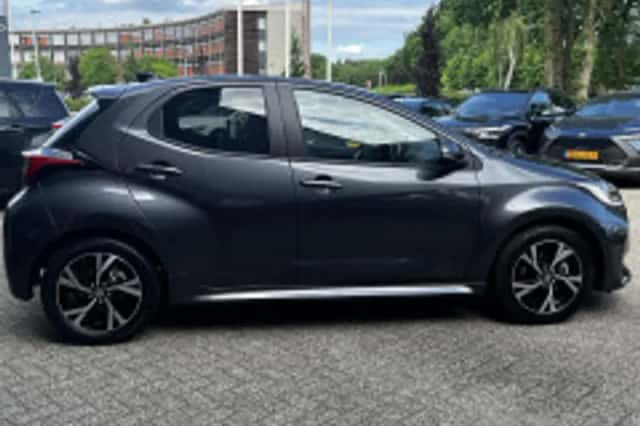 Toyota Yaris (2025) thumbnail 6