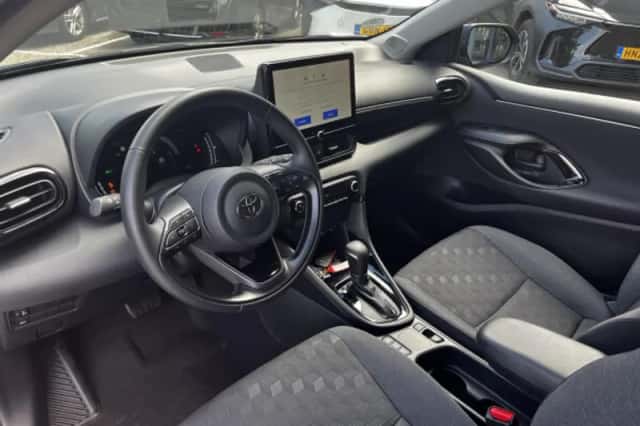 Toyota Yaris (2025) thumbnail 68