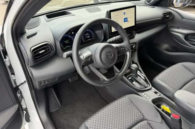 Toyota Yaris (2026) thumbnail 10