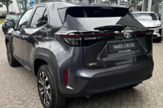 Toyota Yaris Cross (2026) thumbnail 3