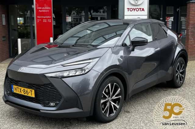 Toyota C hr (2025) thumbnail 1
