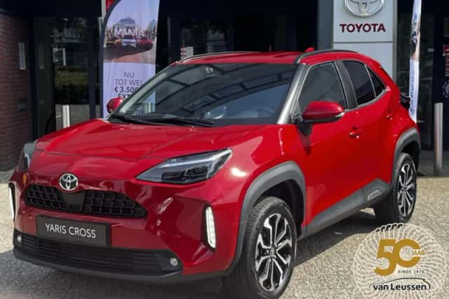 Toyota Yaris Cross (2025) thumbnail 1