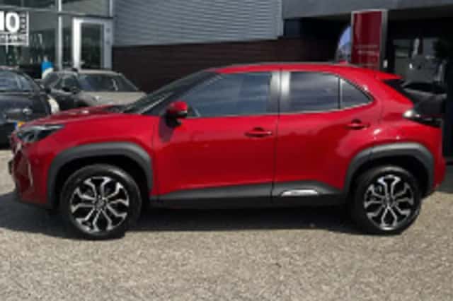 Toyota Yaris Cross (2025) thumbnail 5