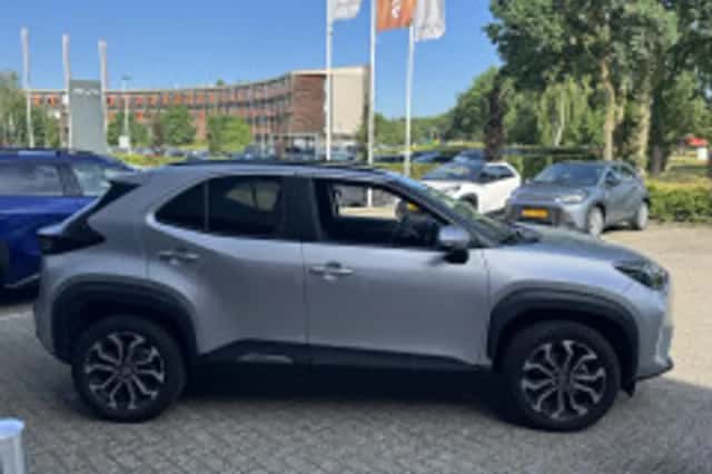 Toyota Yaris Cross (2025) thumbnail 6