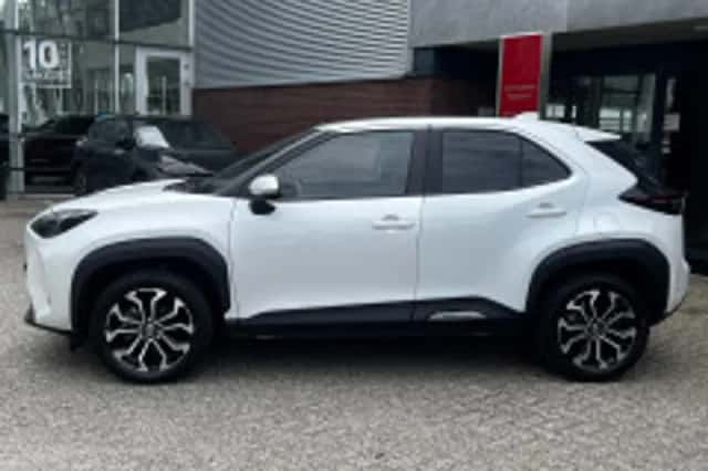 Toyota Yaris Cross (2022) thumbnail 5