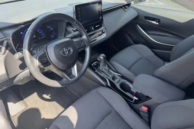 Toyota Corolla (2020) thumbnail 2