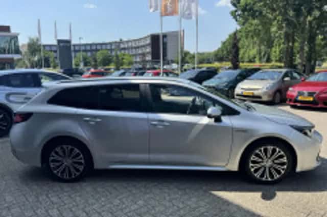 Toyota Corolla (2020) thumbnail 6