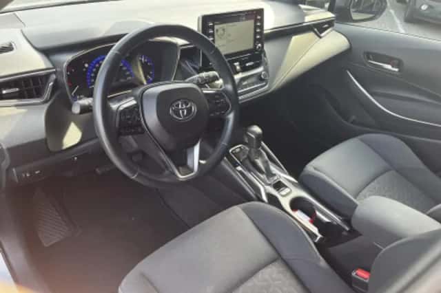 Toyota Corolla (2020) thumbnail 2