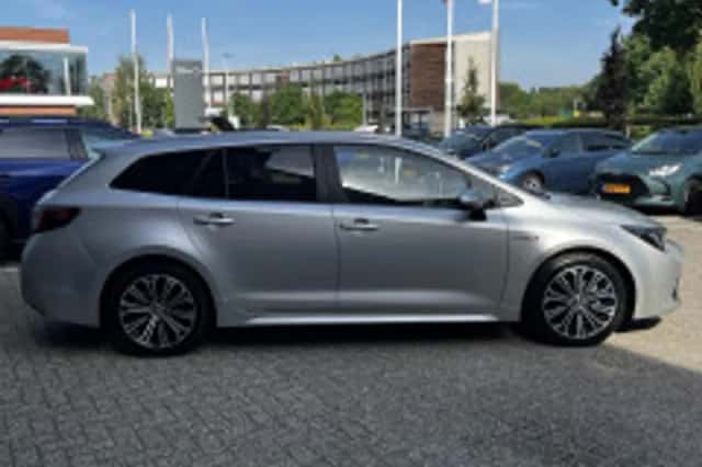Toyota Corolla (2020) thumbnail 6