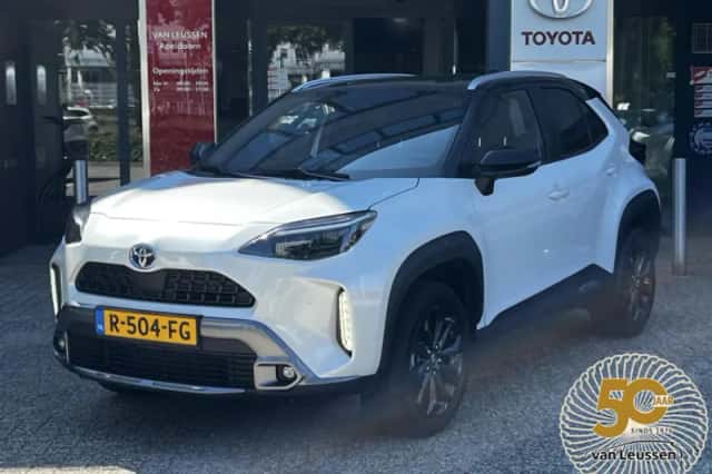 Toyota Yaris Cross (2022) thumbnail 1