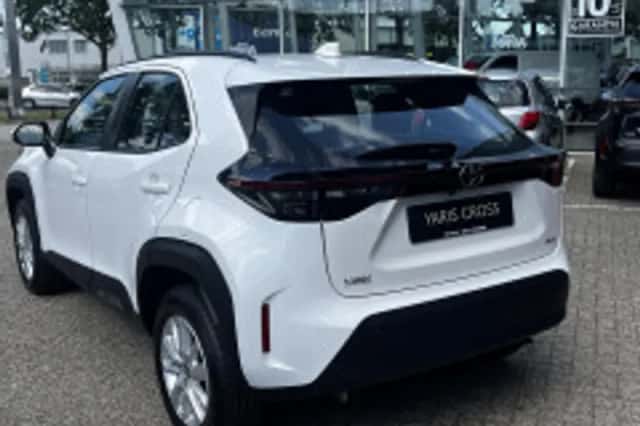 Toyota Yaris Cross (2025) thumbnail 3