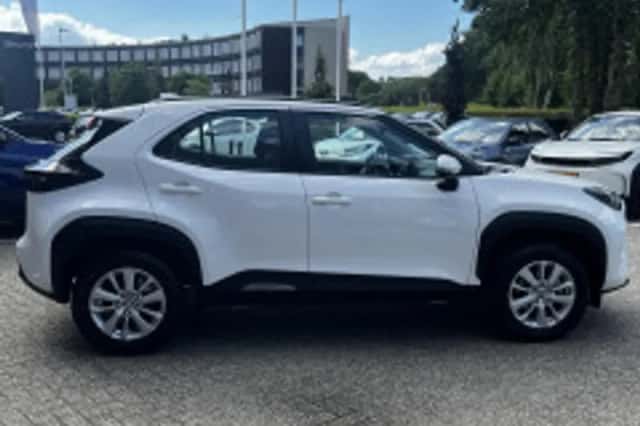 Toyota Yaris Cross (2025) thumbnail 6