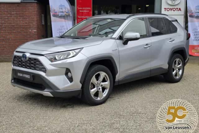 Toyota RAV4 (2021) thumbnail 1