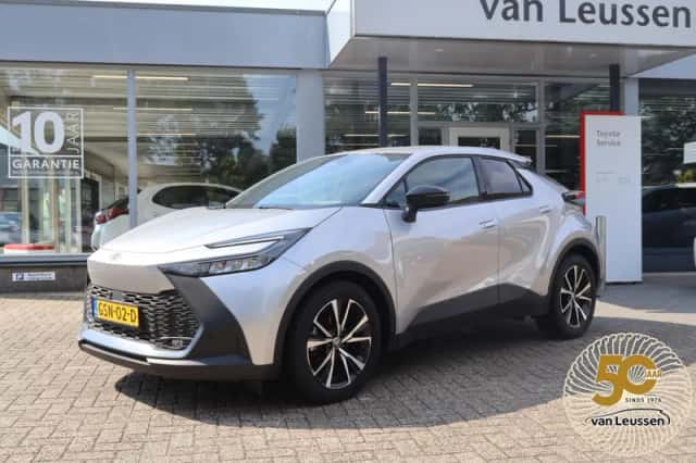 Toyota C hr (2024) thumbnail 6
