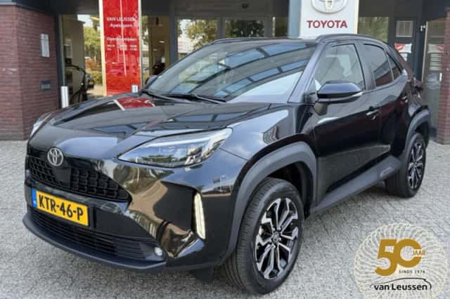 Toyota Yaris Cross (2025) thumbnail 1