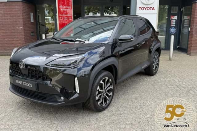 Toyota Yaris Cross (2025) thumbnail 1