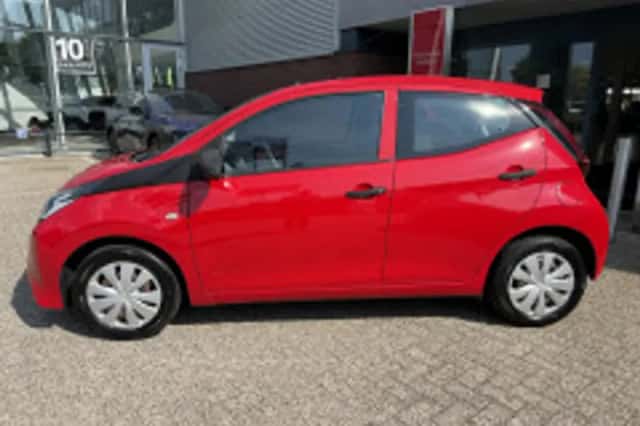 Toyota Aygo (2019) thumbnail 5