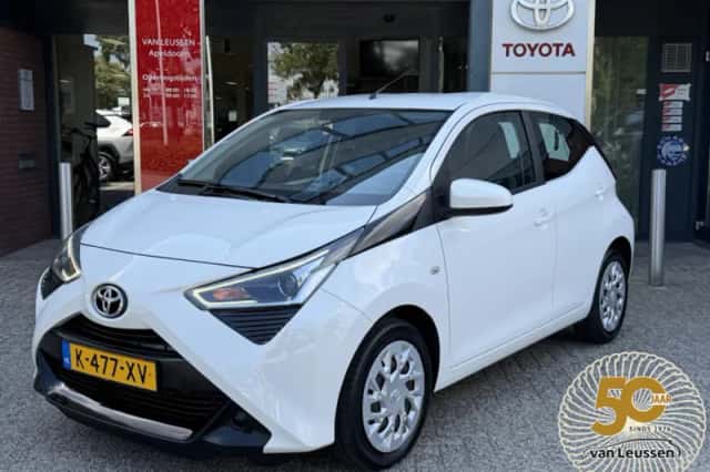 Toyota Aygo (2021) thumbnail 1