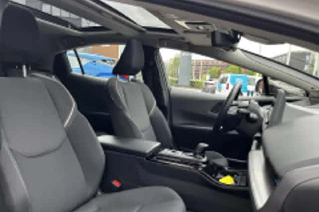 Toyota Prius (2025) thumbnail 4