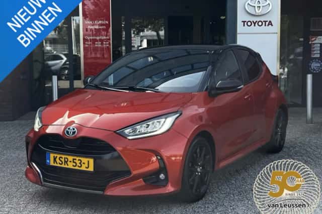 Toyota Yaris (2023) thumbnail 1