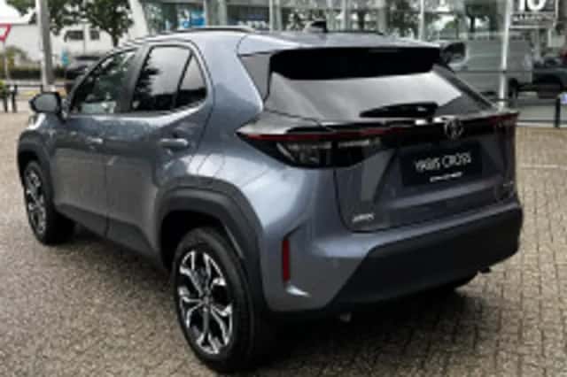Toyota Yaris Cross (2026) thumbnail 3