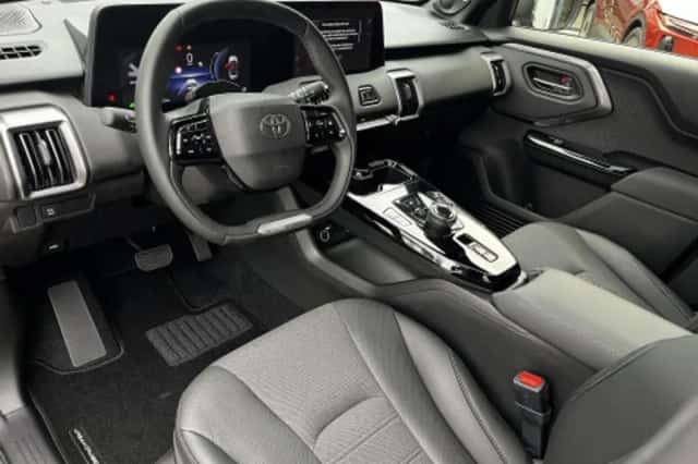Toyota Urban cruiser (2026) thumbnail 2
