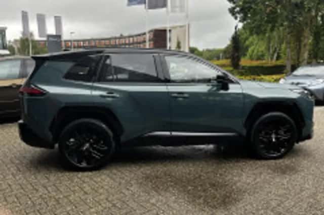 Toyota RAV4 (2026) thumbnail 6