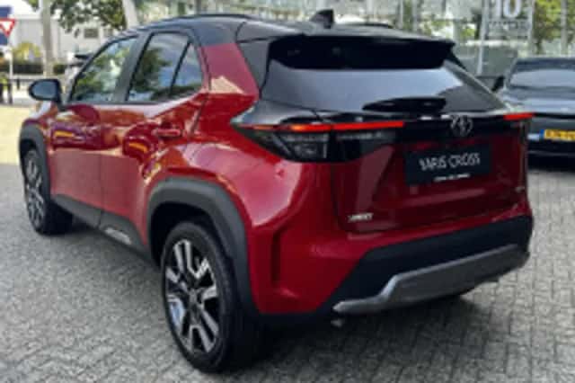 Toyota Yaris Cross (2026) thumbnail 3