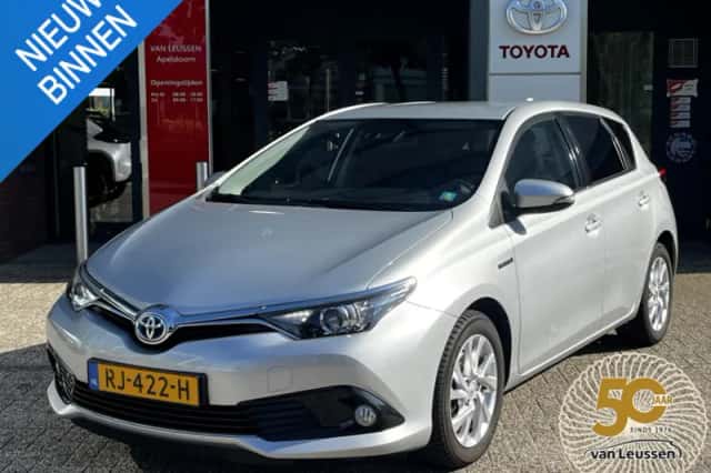 Toyota Auris (2017) thumbnail 1