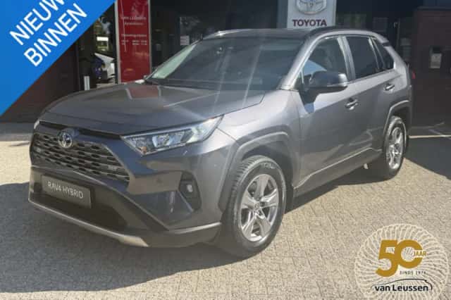 Toyota RAV4 (2024) thumbnail 1