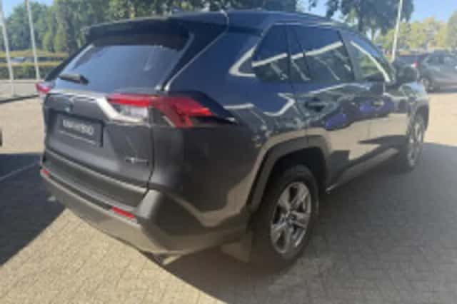 Toyota RAV4 (2024) thumbnail 3