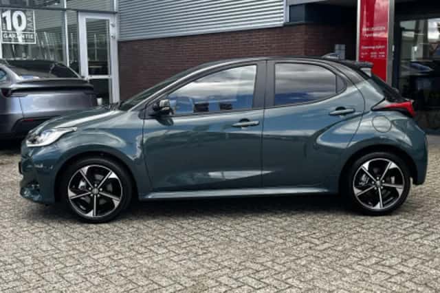 Toyota Yaris (2026) thumbnail 2