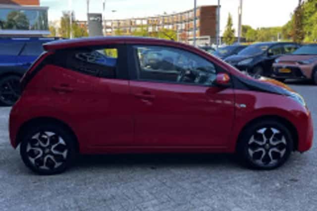 Toyota Aygo (2018) thumbnail 6