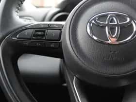 Toyota Yaris (2023) thumbnail 15