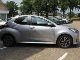 Toyota Yaris (2023) thumbnail 18