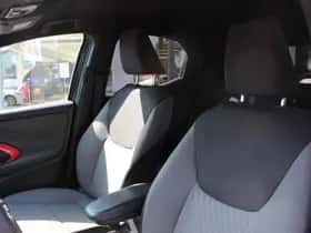 Toyota Yaris (2021) thumbnail 33
