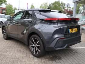 Toyota C hr (2024) thumbnail 2