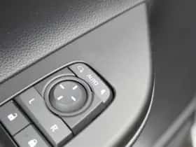 Toyota C hr (2024) thumbnail 21