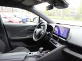 Toyota C hr (2024) thumbnail 62