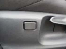 Toyota C hr (2025) thumbnail 42