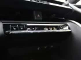 Toyota C hr (2025) thumbnail 54