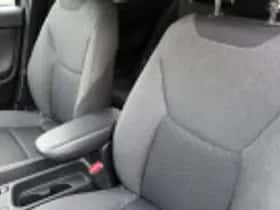 Toyota Yaris Cross (2025) thumbnail 43